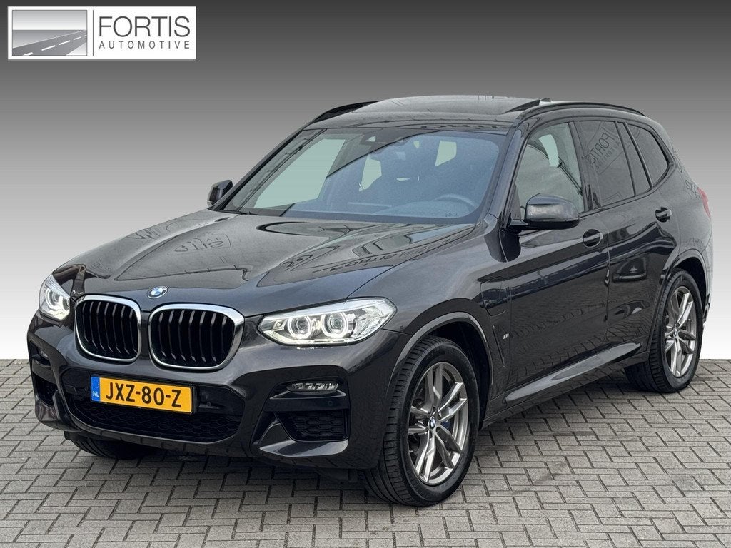 BMW X3 xDrive30e Business Edition Plus M-SPORT | PANODAK | H, Auto's, BMW, 1998 cc, Gebruikt, Euro 6, 2000 kg