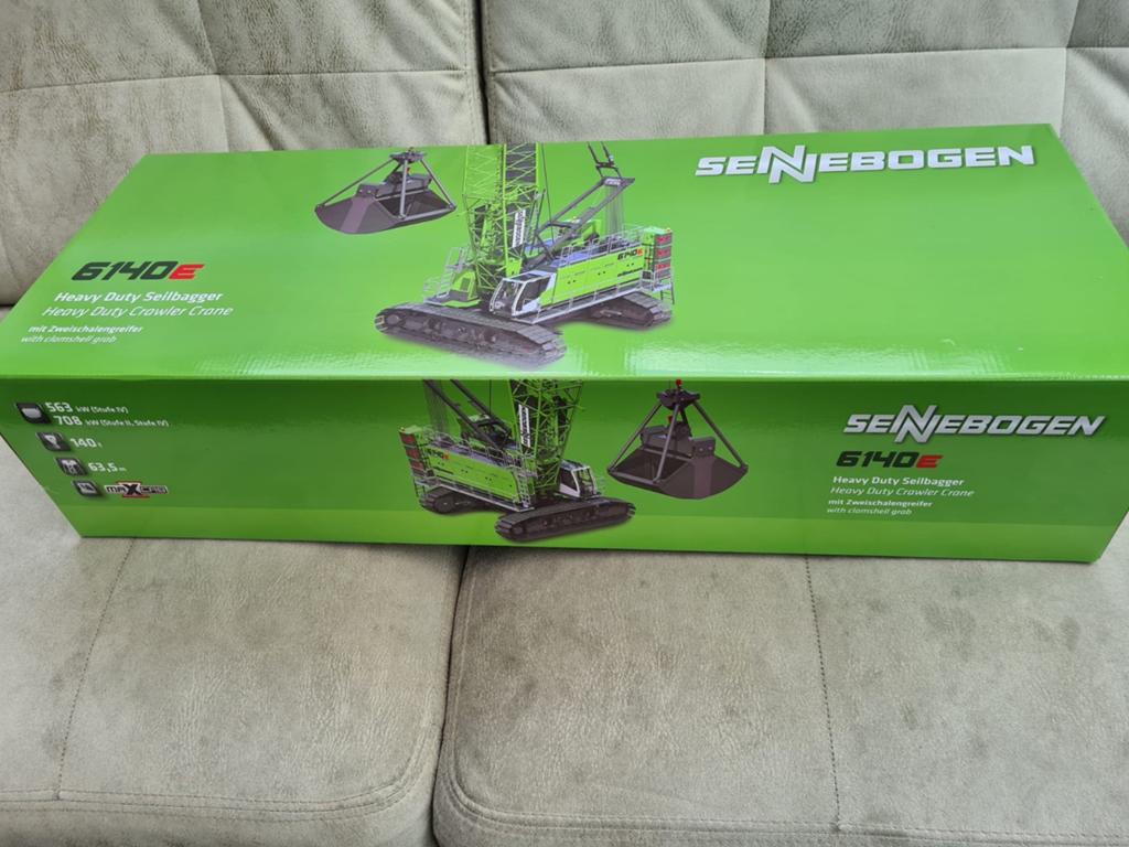 SENNEBOGEN 6140E Dragline draadkraan met knijpbak Ros nieuw, Hobby en Vrije tijd, Modelauto's | 1:50, Ophalen of Verzenden, Nieuw
