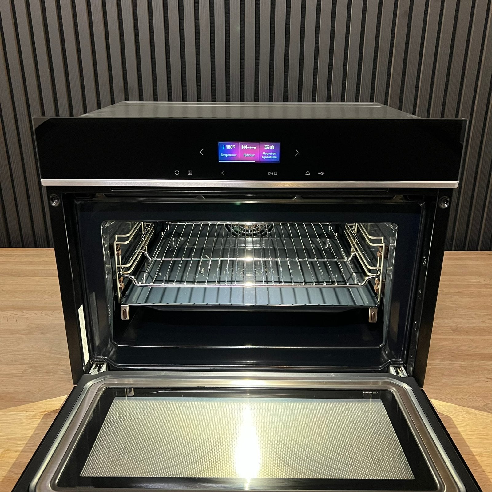 Siemens iQ700 inbouw combimagnetron oven WIFI, Ophalen, Combi-oven, Inbouw, Distributieweg 11, 6541DR Nijmegen