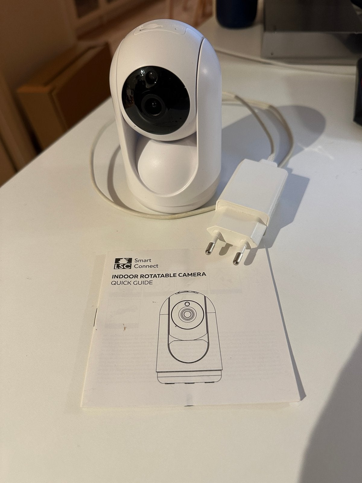LSC Smart Connect Binnencamera - Draaibaar, Audio, Tv en Foto, Videobewaking, Ophalen of Verzenden, Zo goed als nieuw, Binnencamera