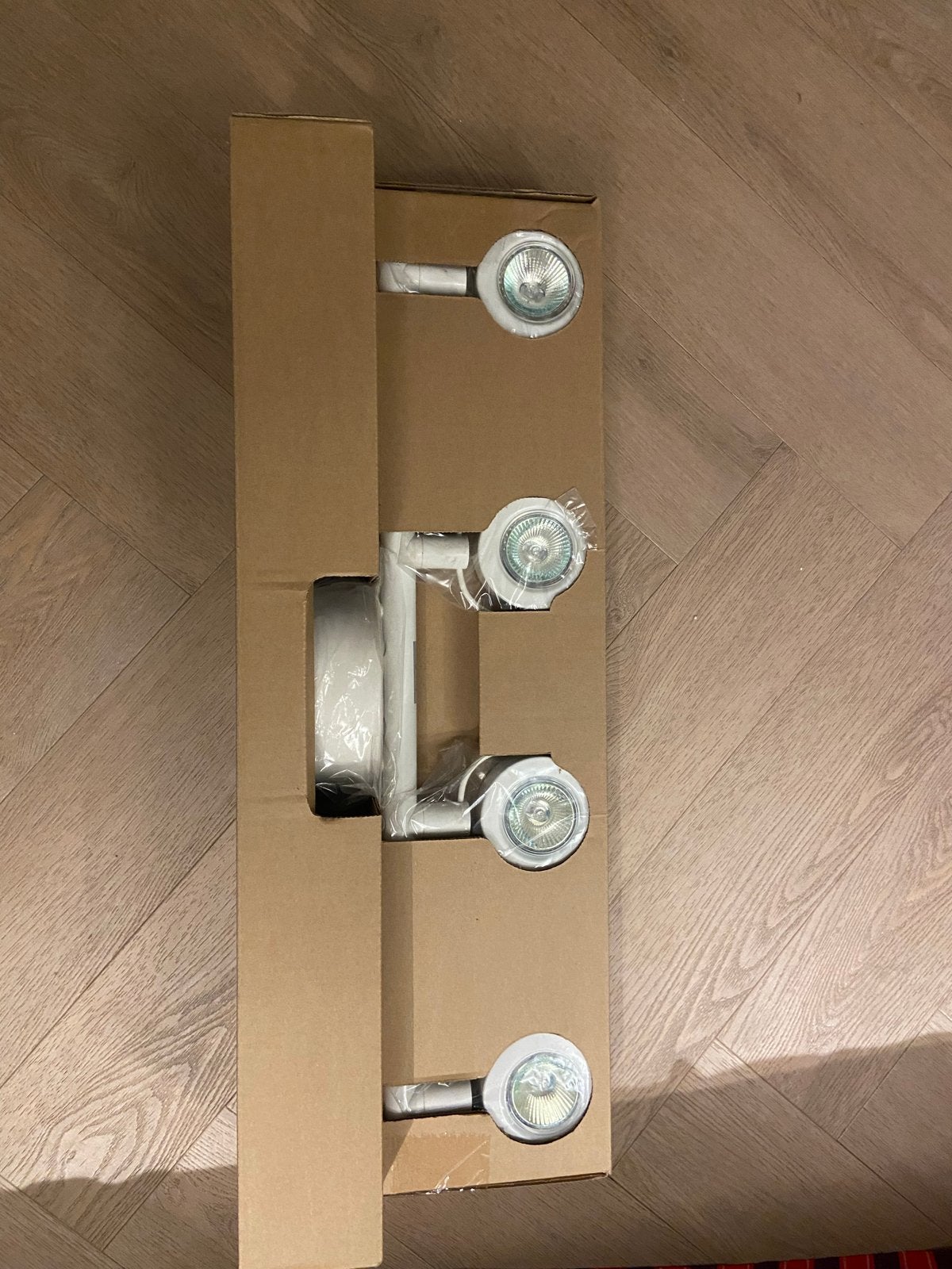 Beryll Plafondspot met 4 Halogeen Spots - Nieuw in Doos, Halogeen, Metaal of Aluminium, Nieuw, Ophalen of Verzenden