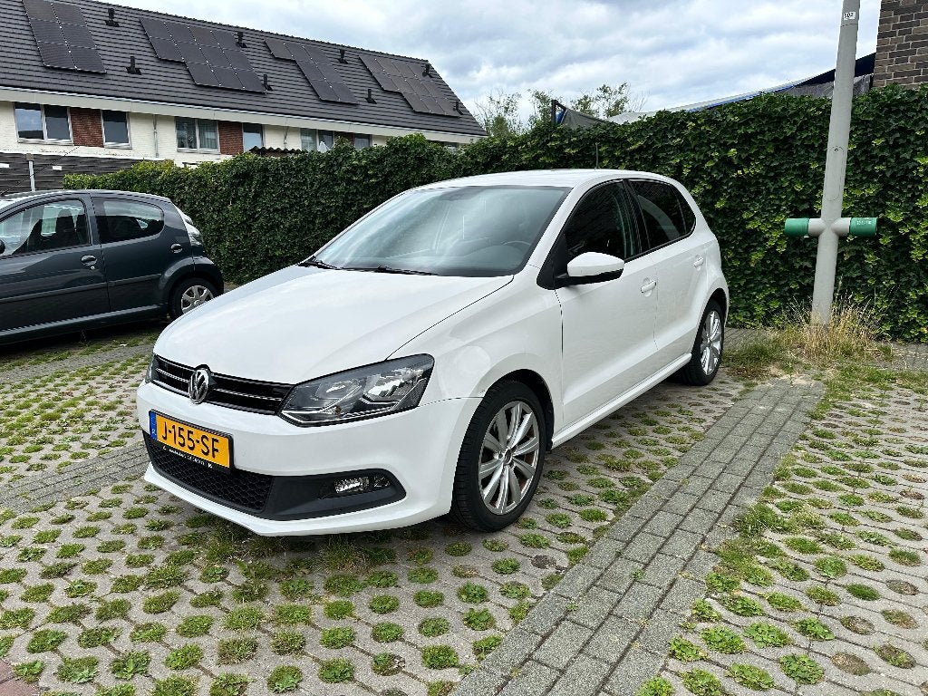 Volkswagen Polo 1.4 16V FSI 63KW 2011 Wit, Voorwielaandrijving, 970 kg, Stof, 40 €/maand
