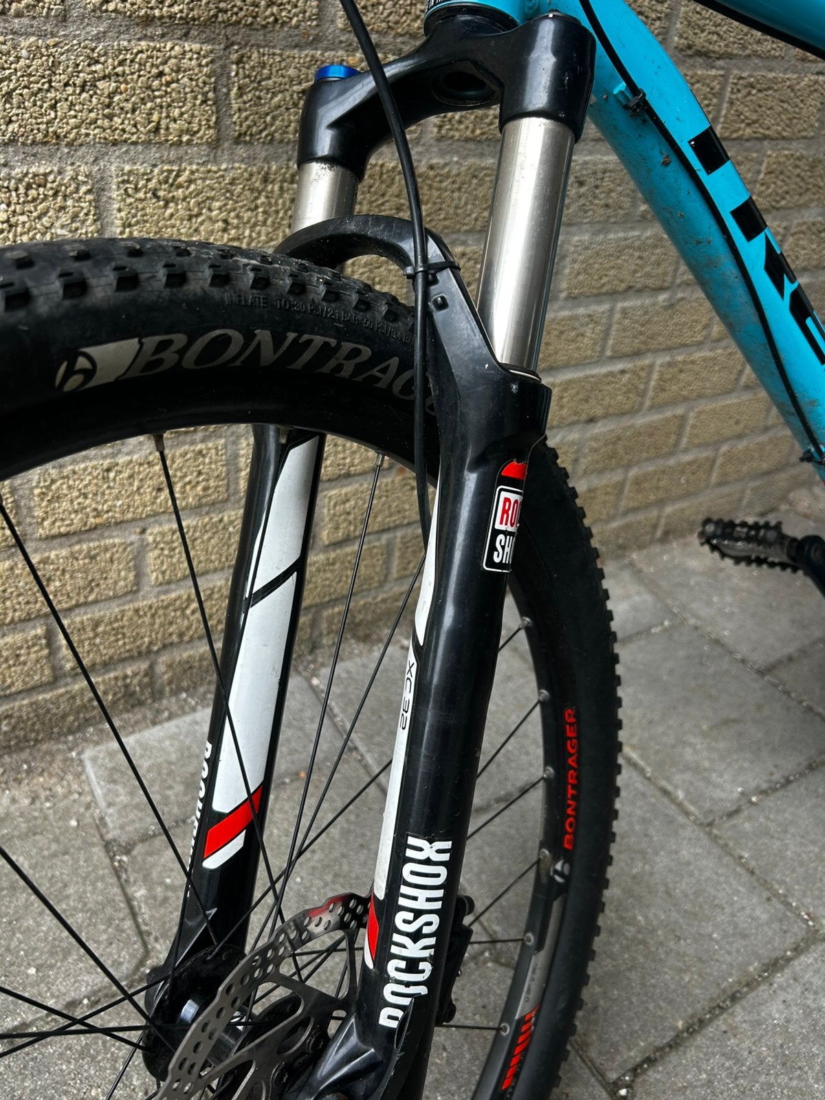 Foto 8 van Trek X caliber 9 Mtb (nieuwe remmen,achterwiel en stuurpen)