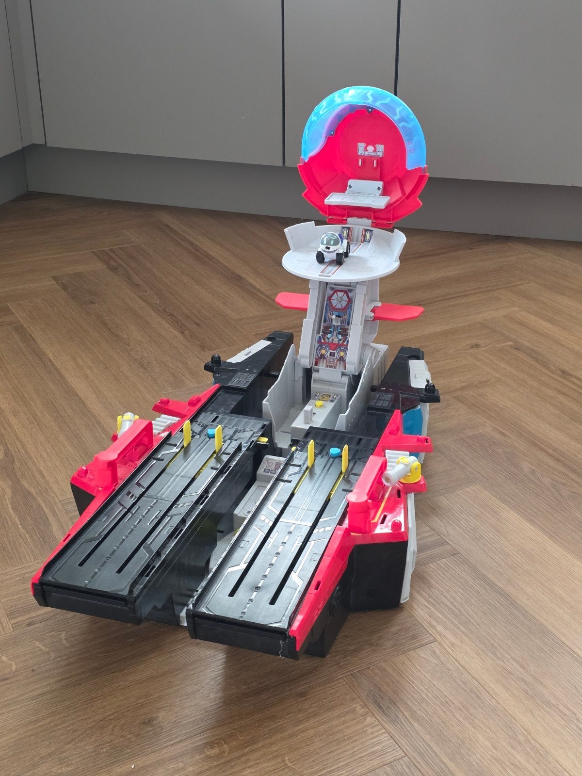 Paw Patrol vliegdekschip hoofdkwartier inclusief robot pup, Ophalen of Verzenden, Gebruikt