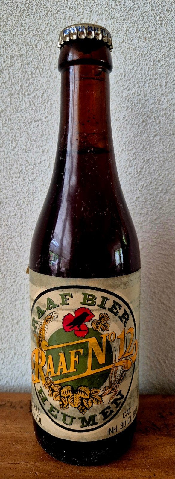 1985 Fles RAAF bier No 12  30cl  br. RAAF HEUMEN. Verzamelen, Ophalen of Verzenden, Zo goed als nieuw, Flesje(s), Overige merken