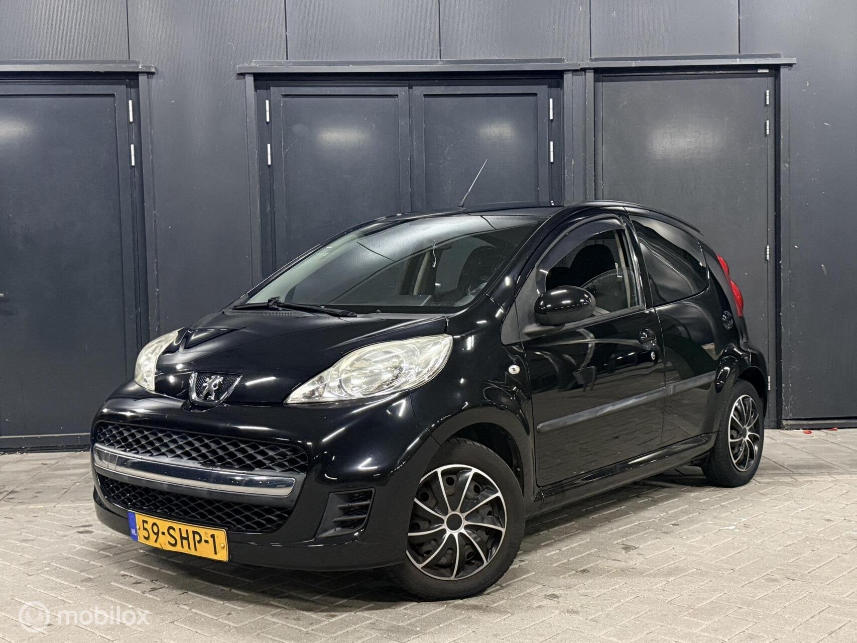 Peugeot 107 1.0-12V XS Carplay/airco/elektrische ramen/AUT, Auto's, Euro 5, Gebruikt, 4 stoelen, Origineel Nederlands