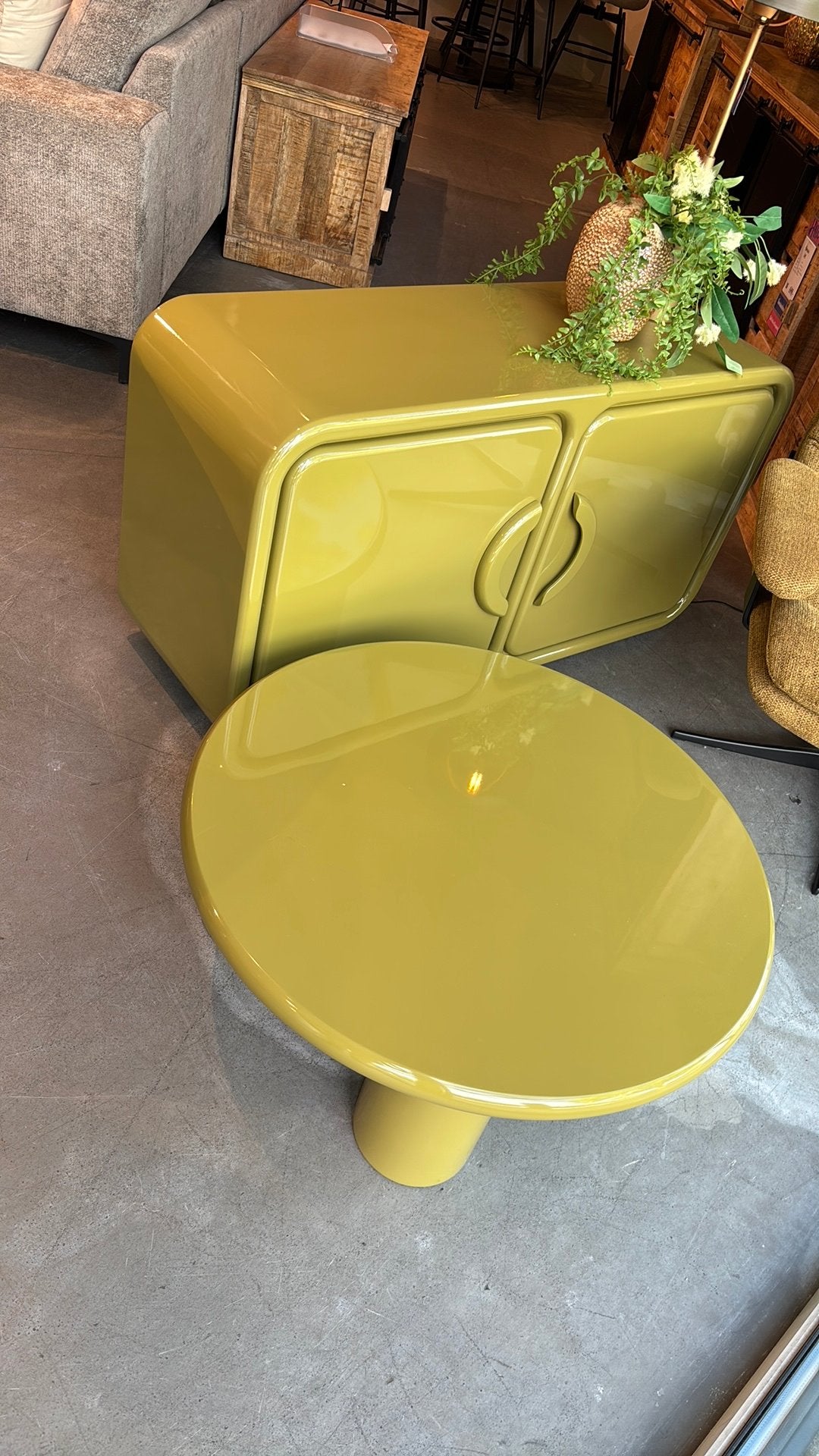 Dressoir en salontafel, Ophalen, Zo goed als nieuw, Rechthoekig, 125 cm of meer