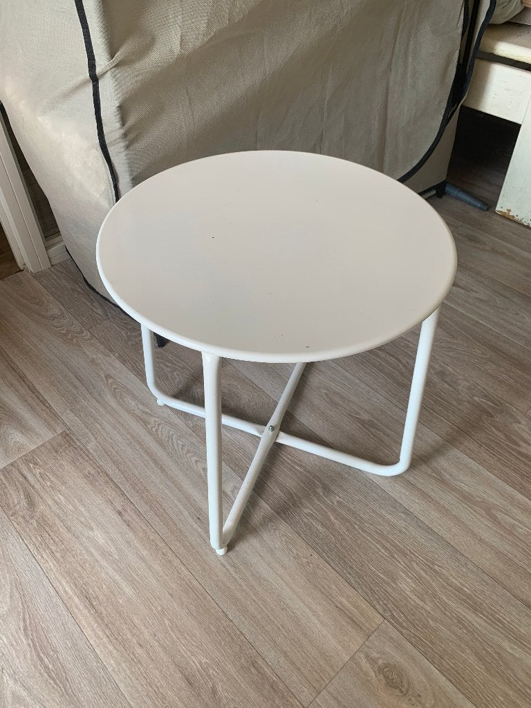 Ronde bijzettafel, Minder dan 55 cm, Gebruikt, Metaal of Aluminium, Rond