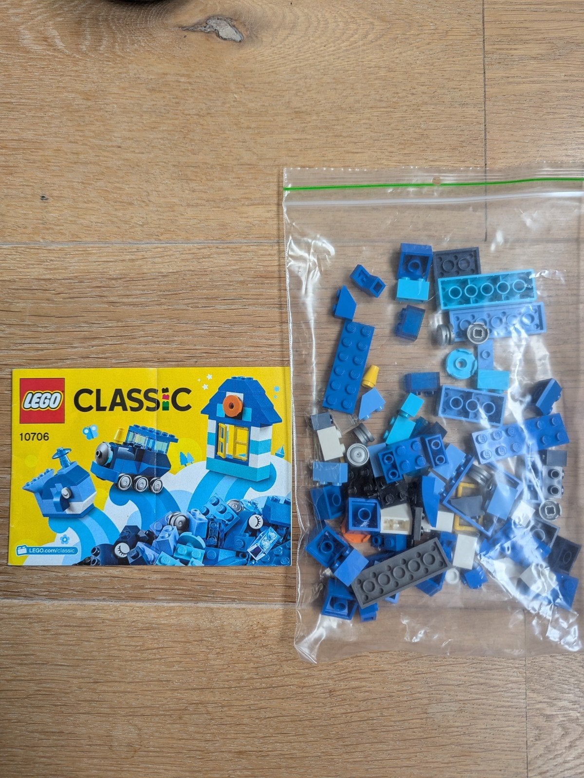 Lego classic blauwe creatieve doos 10706, Gebruikt, Lego, Inclusief instructies, Ophalen of Verzenden