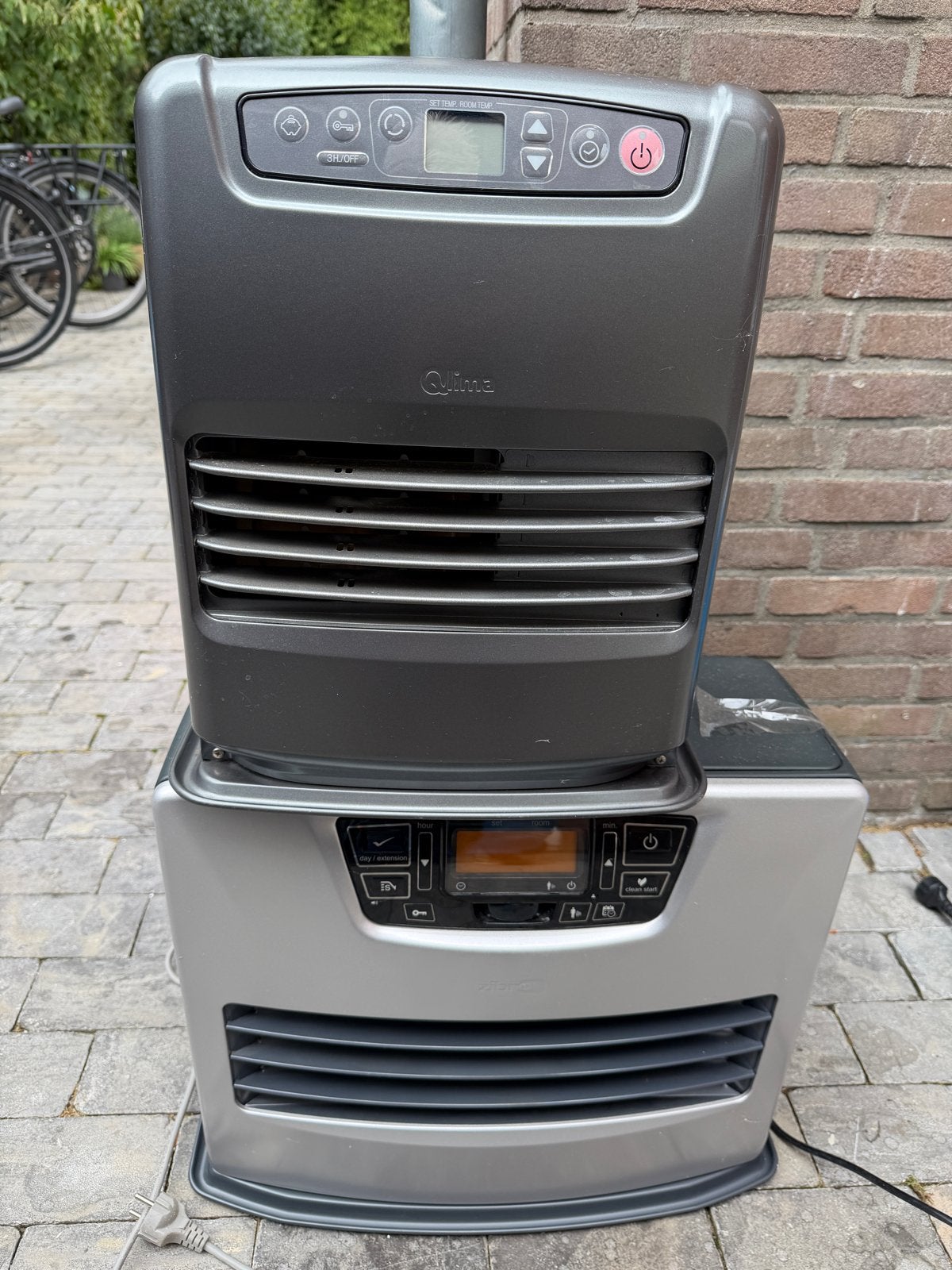 Twee elektronische petroleumkachels: Qlima SRE 3631 TC en Zi, Ophalen, Gebruikt, Overige brandstoffen, Petroleumkachel