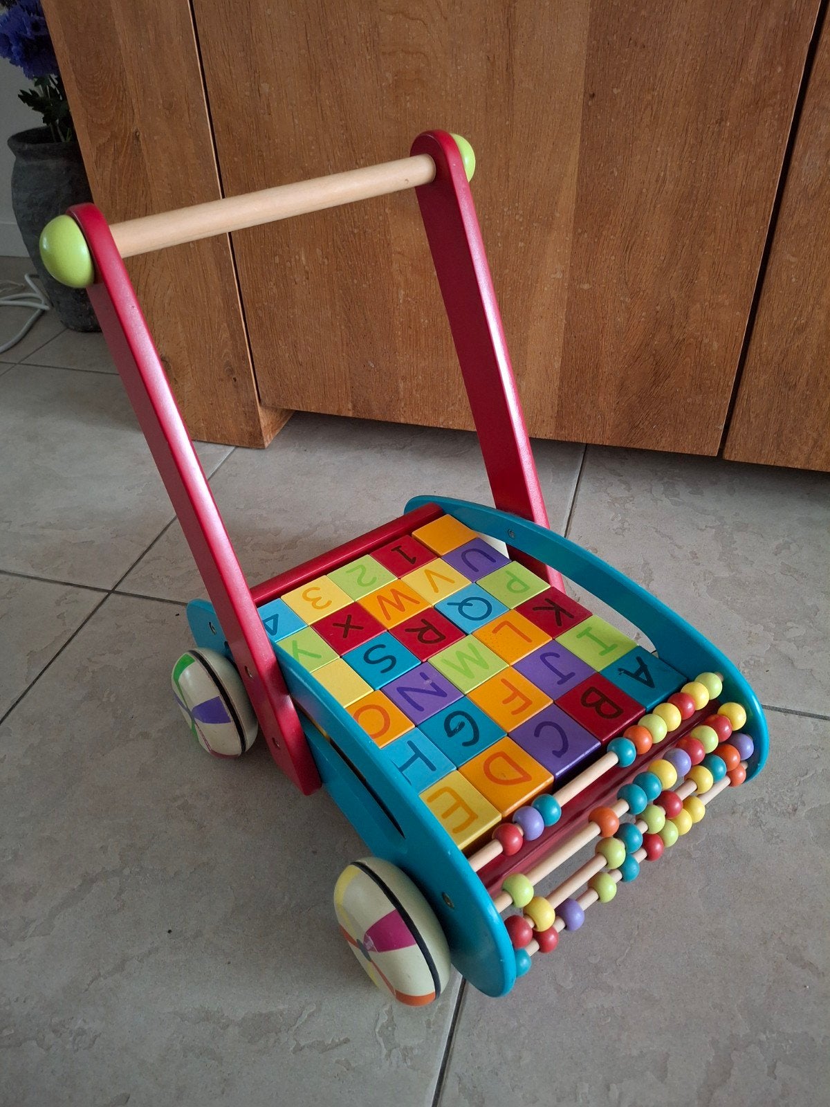 Houten alfabet blokkenkar, Kinderen en Baby's, Speelgoed | Houten speelgoed, Ophalen