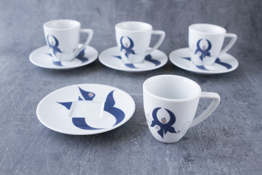 4x Nespresso design kop en schotel - Singatoba, Ophalen, Gebruikt, Overige merken, Overige stijlen