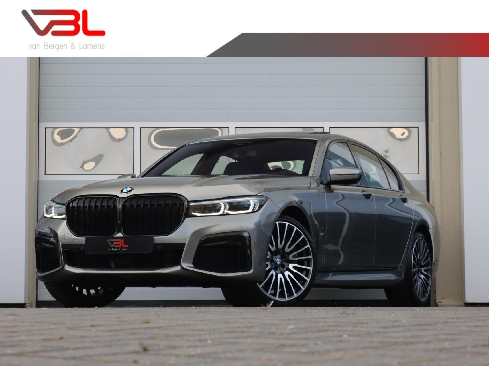 BMW 7-serie 750i xDrive High Executive | M-sport | €190.21, Automaat, Gebruikt, Met garantie (alle), 4395 cc
