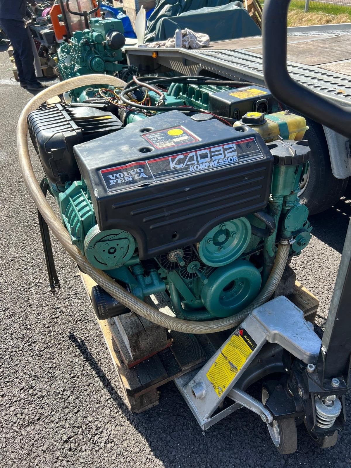 Volvo Penta Kad32  170 pk 4 cilinder diesel, Watersport en Boten, Buiten- en Binnenboordmotoren, Ophalen of Verzenden, Diesel