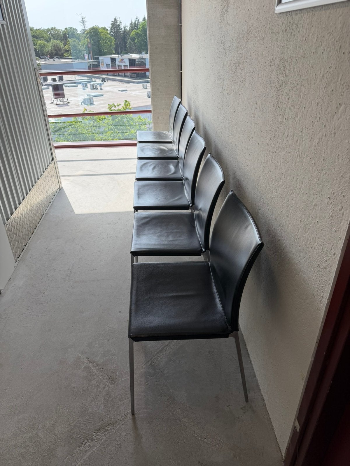 Zanotta Lia zwart leren eetkamerstoelen, 6 stuks, Huis en Inrichting, Ophalen, Zwart, Leer, Zo goed als nieuw