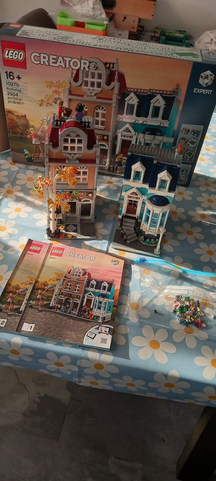 Lego Creator Expert 10270 Bookshop, Kinderen en Baby's, Speelgoed | Duplo en Lego, Ophalen, Gebruikt, Lego, Compleet