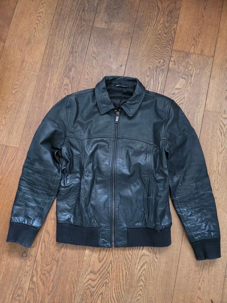 ZARA Zwarte Leren Biker Jacket XL (valt als L) – Nieuwstaat, Kleding | Heren, Jassen | Zomer, Zo goed als nieuw, Maat 52/54 (L)