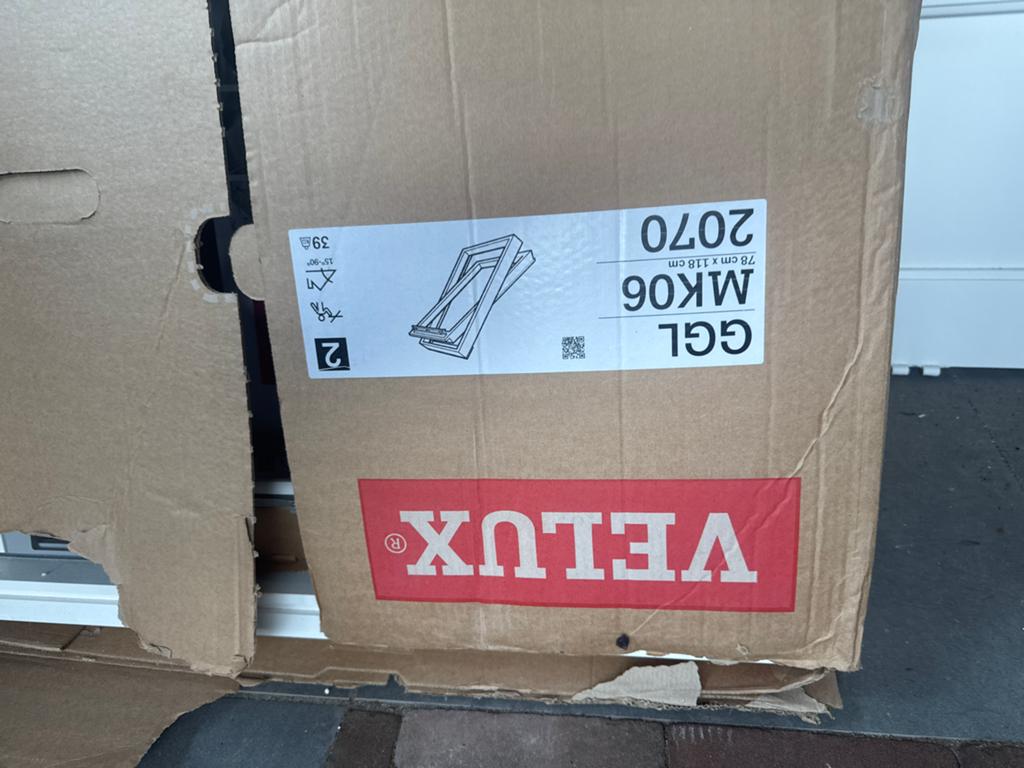 Nieuw Velux dakraam 78x118 cm met MDF afwerking, Doe-het-zelf en Verbouw, Glas en Ramen, Ophalen of Verzenden, Nieuw, Dakraam