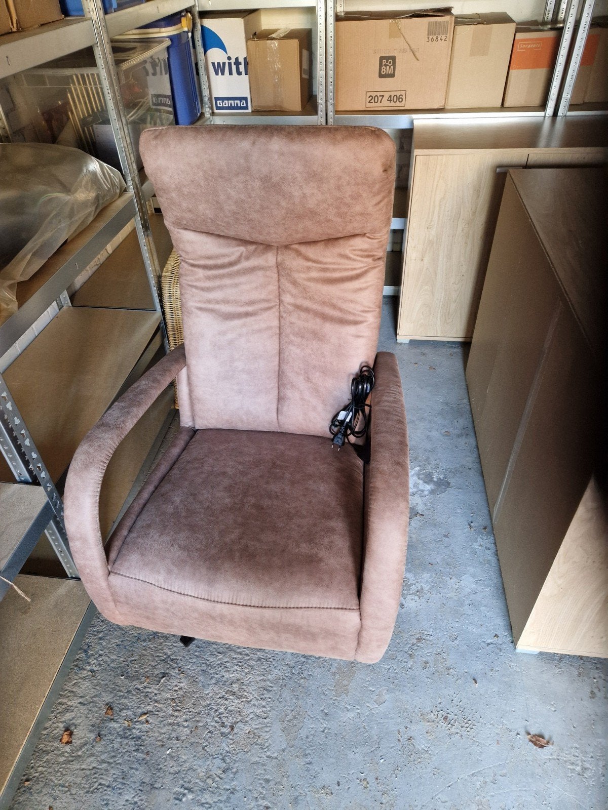 Comfortabele relaxstoel met massagefunctie, Gebruikt, Bruin, Modern, Comfort, Ophalen of Verzenden