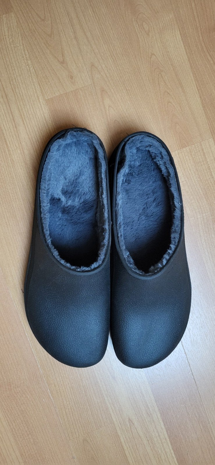 Nieuwe gevoerde tuinklompen maat 42/43, Ophalen of Verzenden, Nieuw