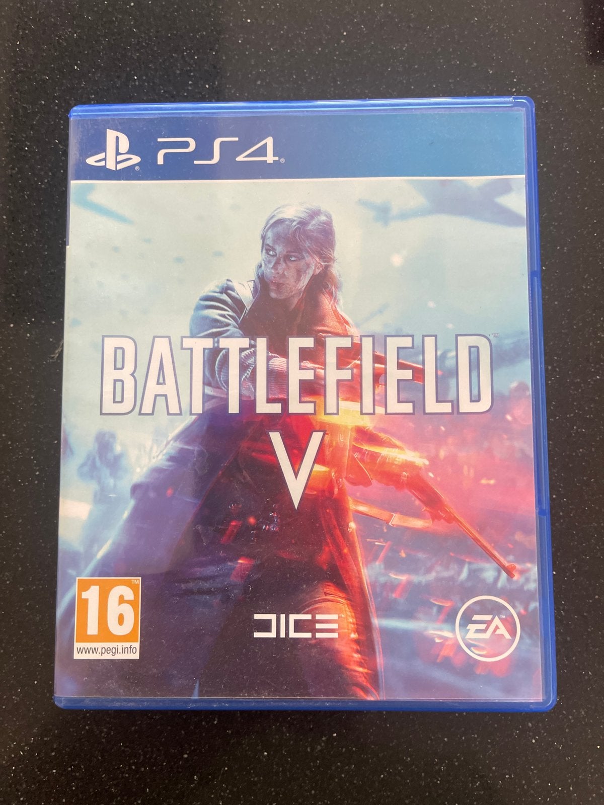 Battlefield V PS4 - Zo goed als nieuw, Online, Shooter, Ophalen of Verzenden, Zo goed als nieuw