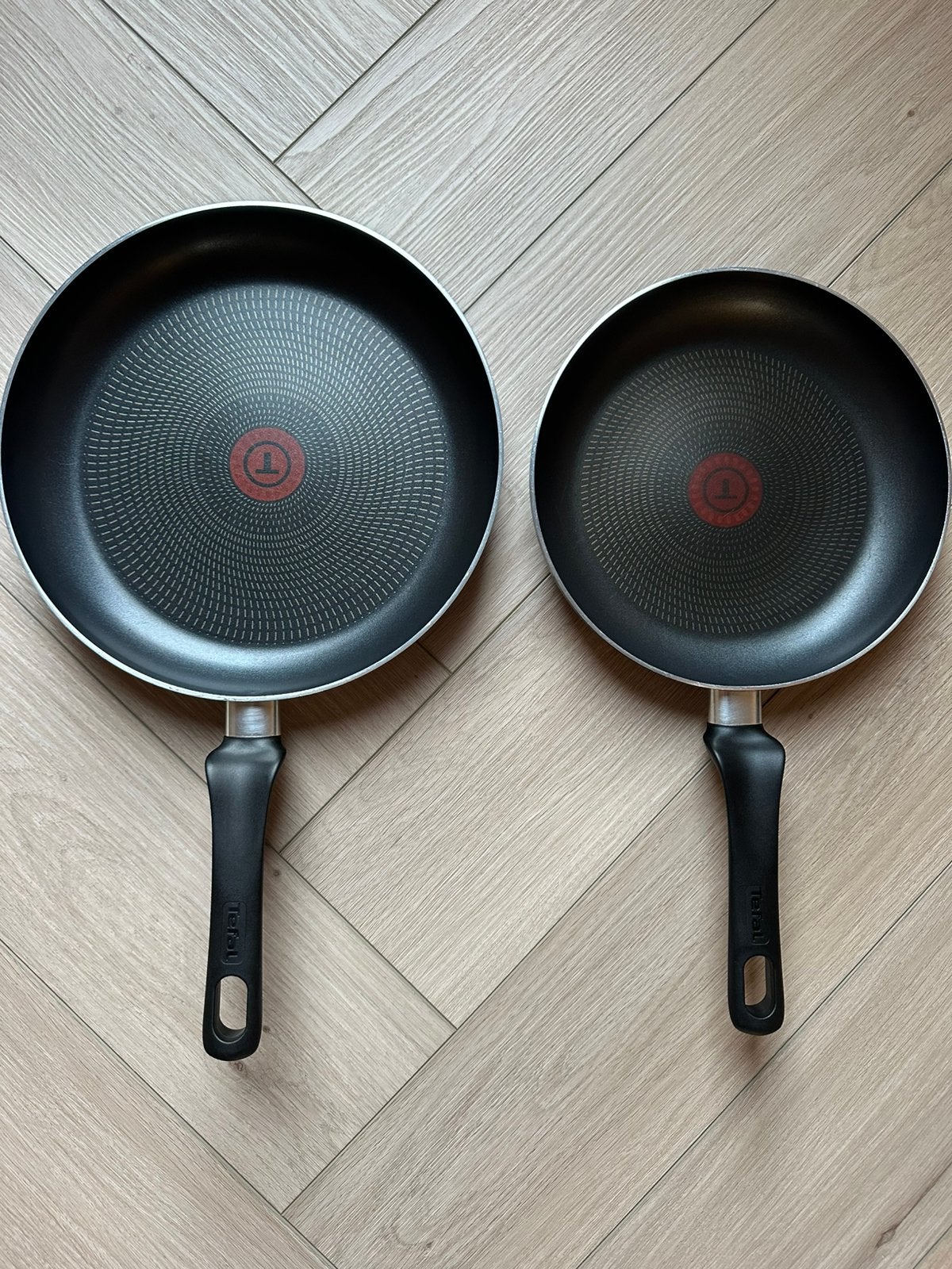 2 Tefal pannen., Antiaanbaklaag, Tefal, Pannenset, Ophalen of Verzenden