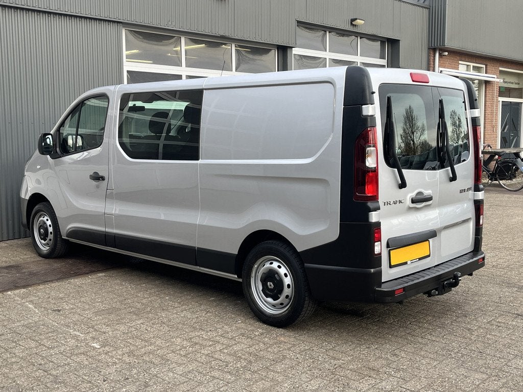 Renault Trafic 1.6 dCi L2H1 DC Marge Btw /Bpm vrij Airco Cru, Auto's, Voorwielaandrijving, Gebruikt, 4 cilinders, Renault