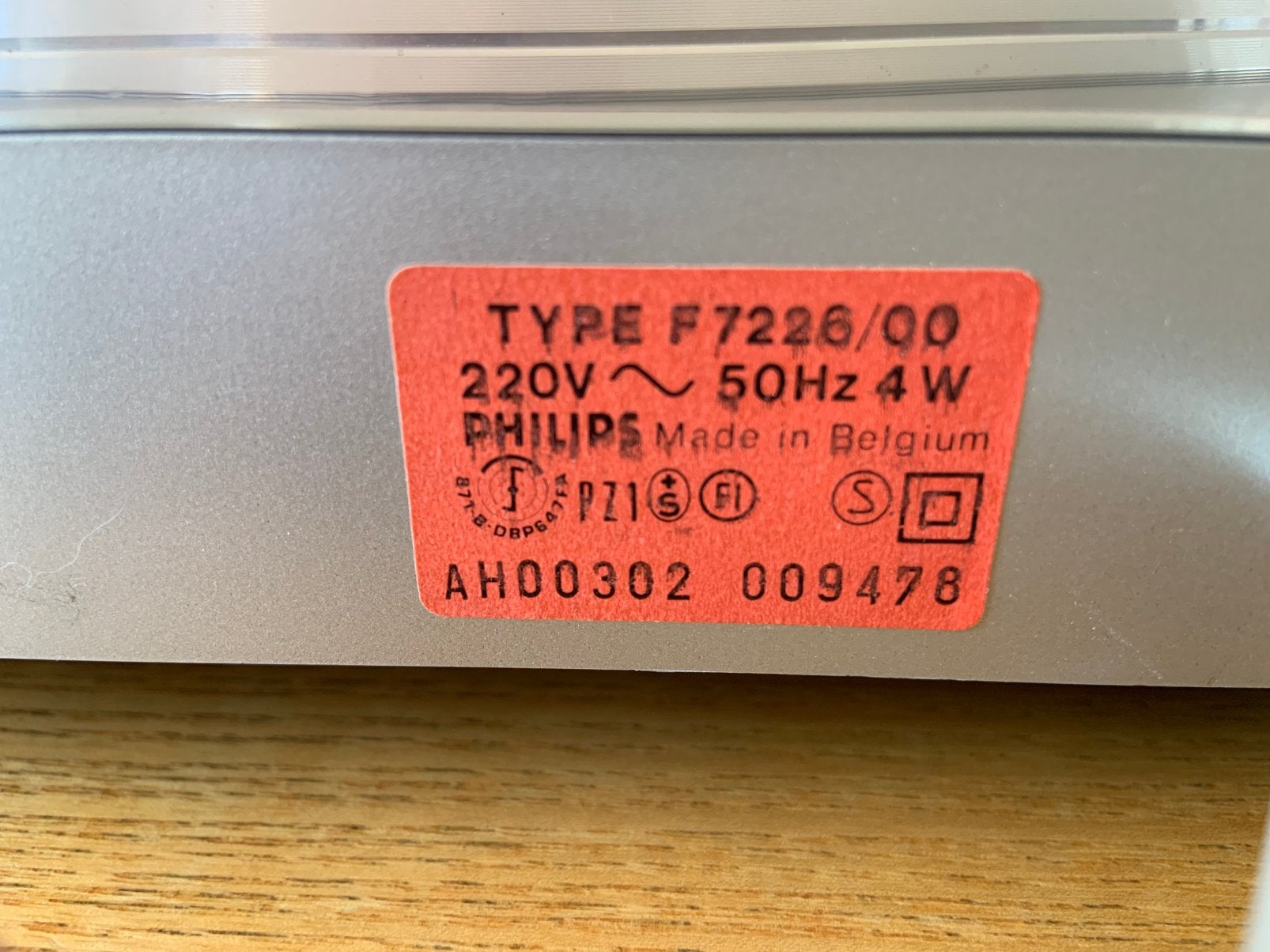 Foto 10 van PHILIPS Quartz PLL Platenspeler F7226