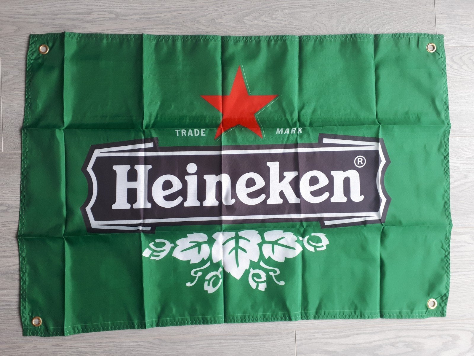 Heineken 60x90 cm Reclame Vlag, Verzamelen, Verzenden, Nieuw, Reclamebord, Plaat of Schild, Heineken