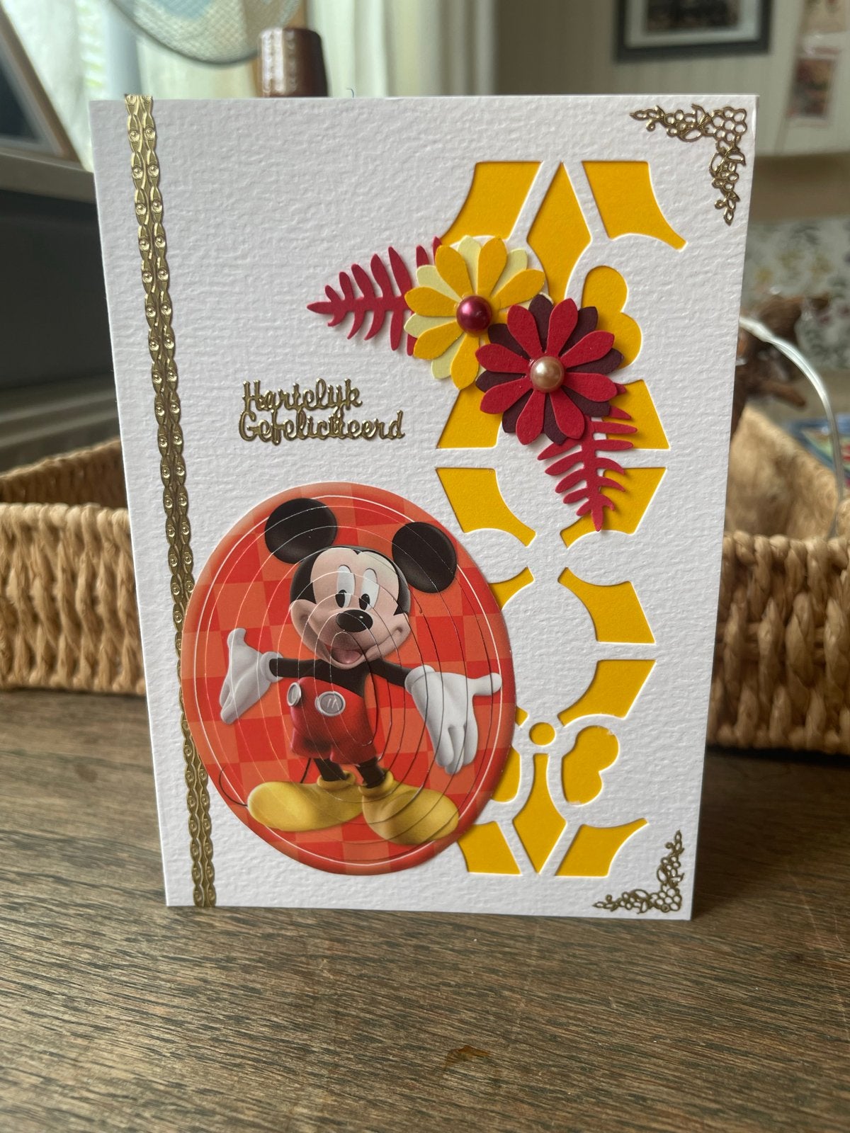 Handgemaakte Mickey Mouse Gefeliciteerd Kaart, Hobby en Vrije tijd, Verzenden, Nieuw, Disney, Blanco kaart of Basiskaart