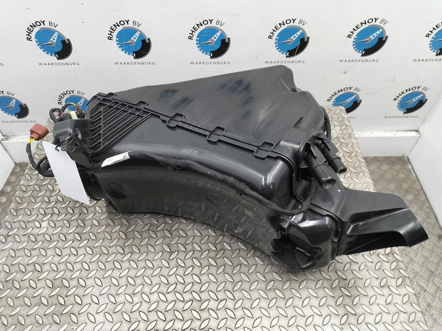 FORD TRANSIT CONNECT SKN  LWB  ADBLUE POMP 2024, Ophalen of Verzenden, Gebruikt, Stiba lid
