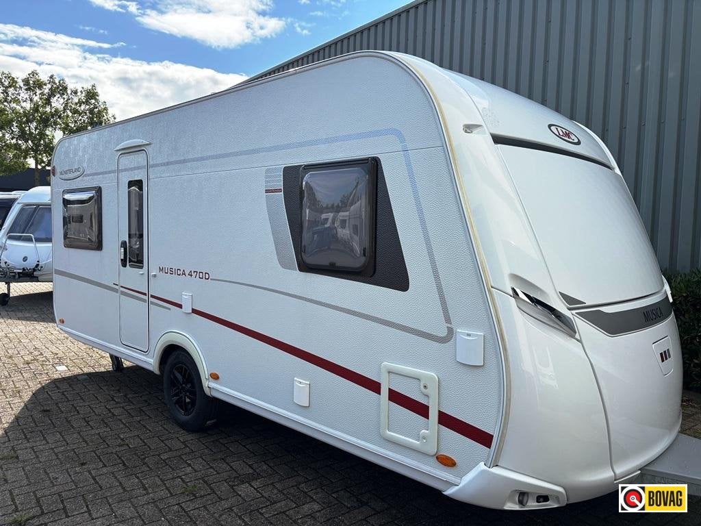 LMC Musica 470 D, Caravans en Kamperen, Rondzit, Overige typen, 4 tot 5 meter, Schokbreker
