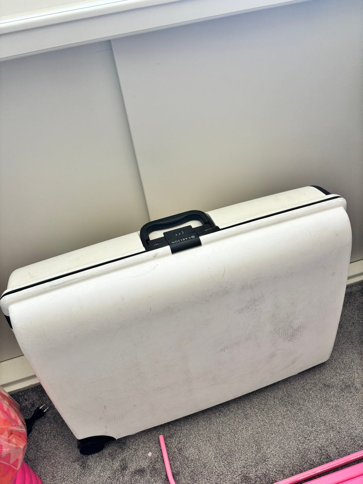 Koffer Carlton wit bijna gratis, Sieraden, Tassen en Uiterlijk, Koffers, Ophalen, Zo goed als nieuw, Hard kunststof, 70 cm of meer