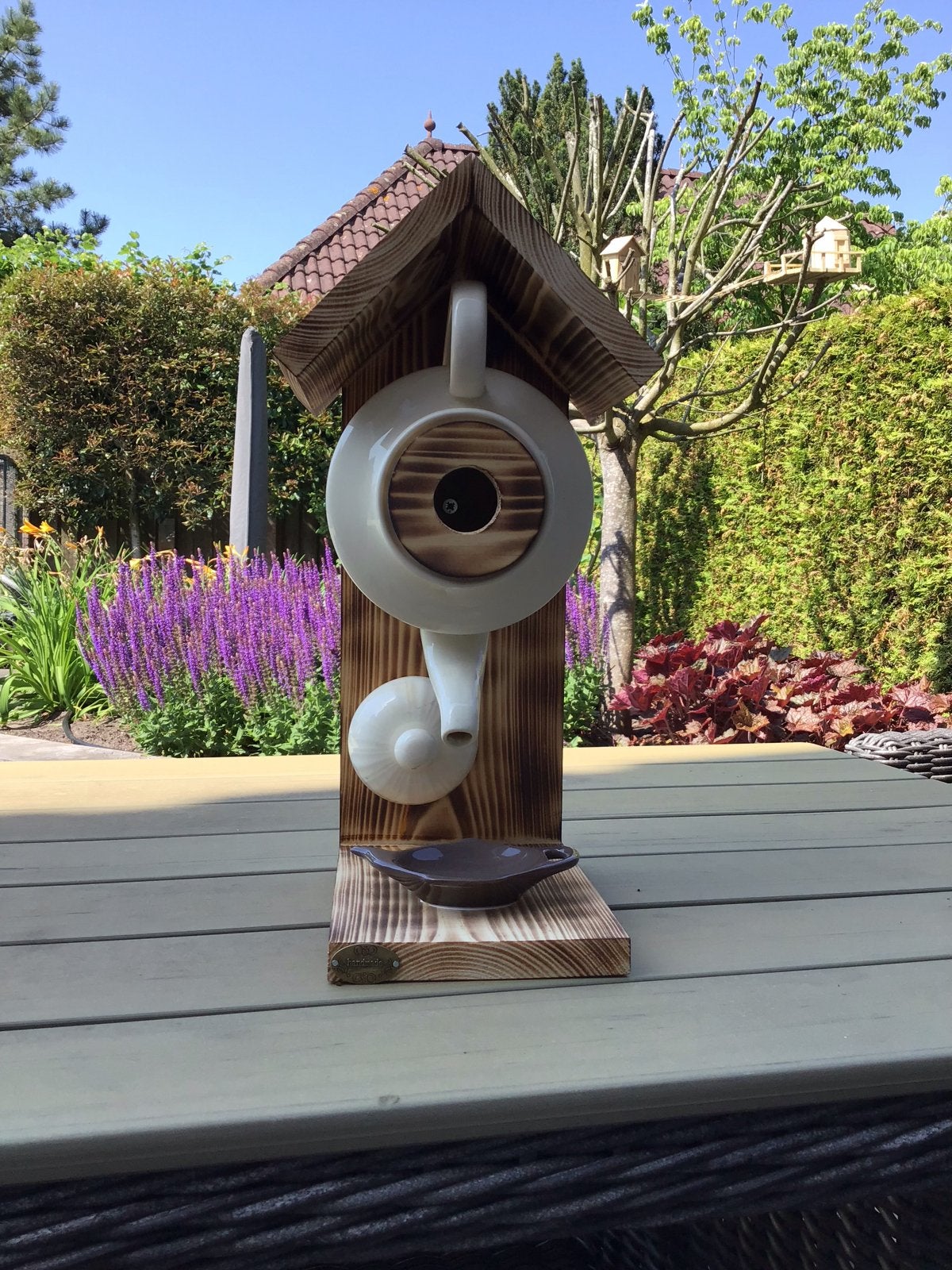 Handgemaakt vogelhuisje van theepot en hout, Tuin en Terras, Vogelhuisjes en Vogelbaden, Ophalen of Verzenden, Nieuw