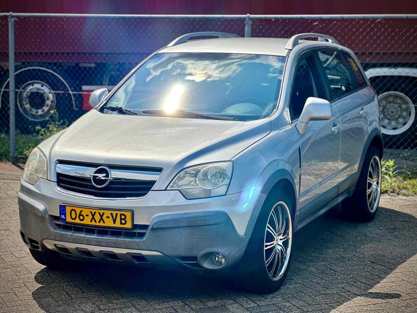Opel Antara 2.4 16V Enjoy, 06-XX-VB, Auto's, Gebruikt, 4 cilinders, Bedrijf, Handgeschakeld