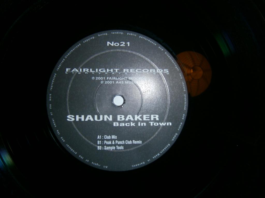 Shaun Baker – Back In Town. 2001. Sample Tools Techno Trance, Ophalen, Originele persing, Techno of Trance, 2000 - 2009