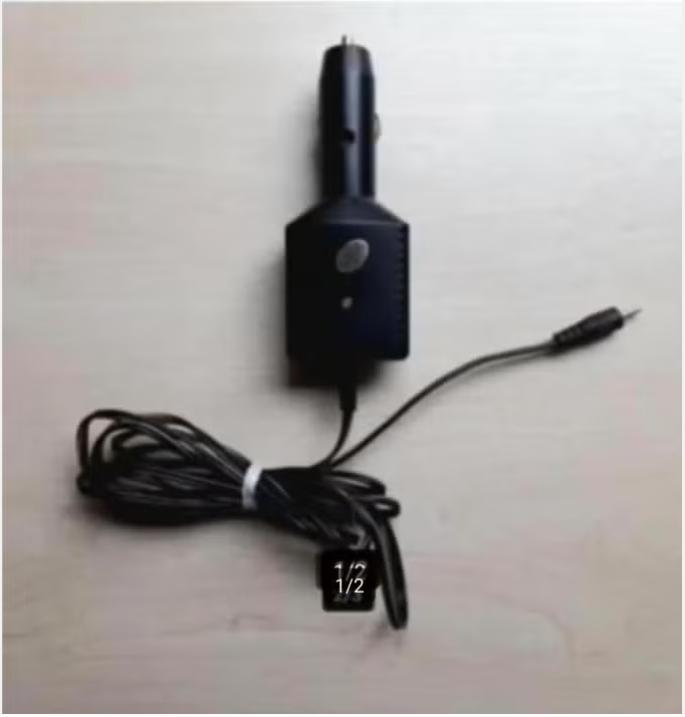 Autolader 12 Volt pindiameter 2,3 mm pinlengte 9 mm., Ophalen of Verzenden, Zo goed als nieuw