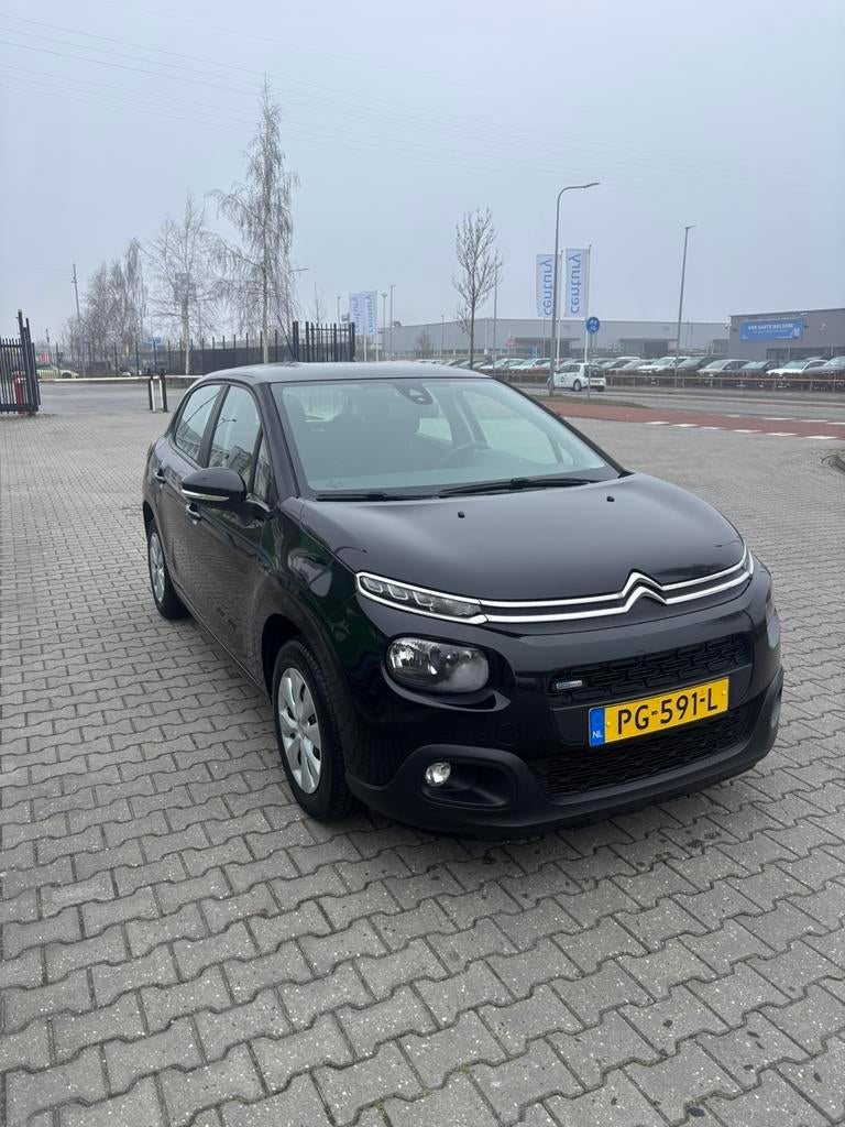 Citroën C3 1.2 Puretech 82pk 2017 Zwart, Auto's, Citroën, Voorwielaandrijving, 450 kg, 40 €/maand, 1199 cc
