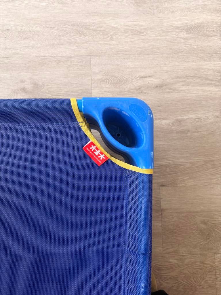 Stapelbaar kinderbedje - Ideaal voor kinderopvang - 12 stuks, Ophalen of Verzenden, Gebruikt, 140 tot 160 cm, 70 tot 85 cm