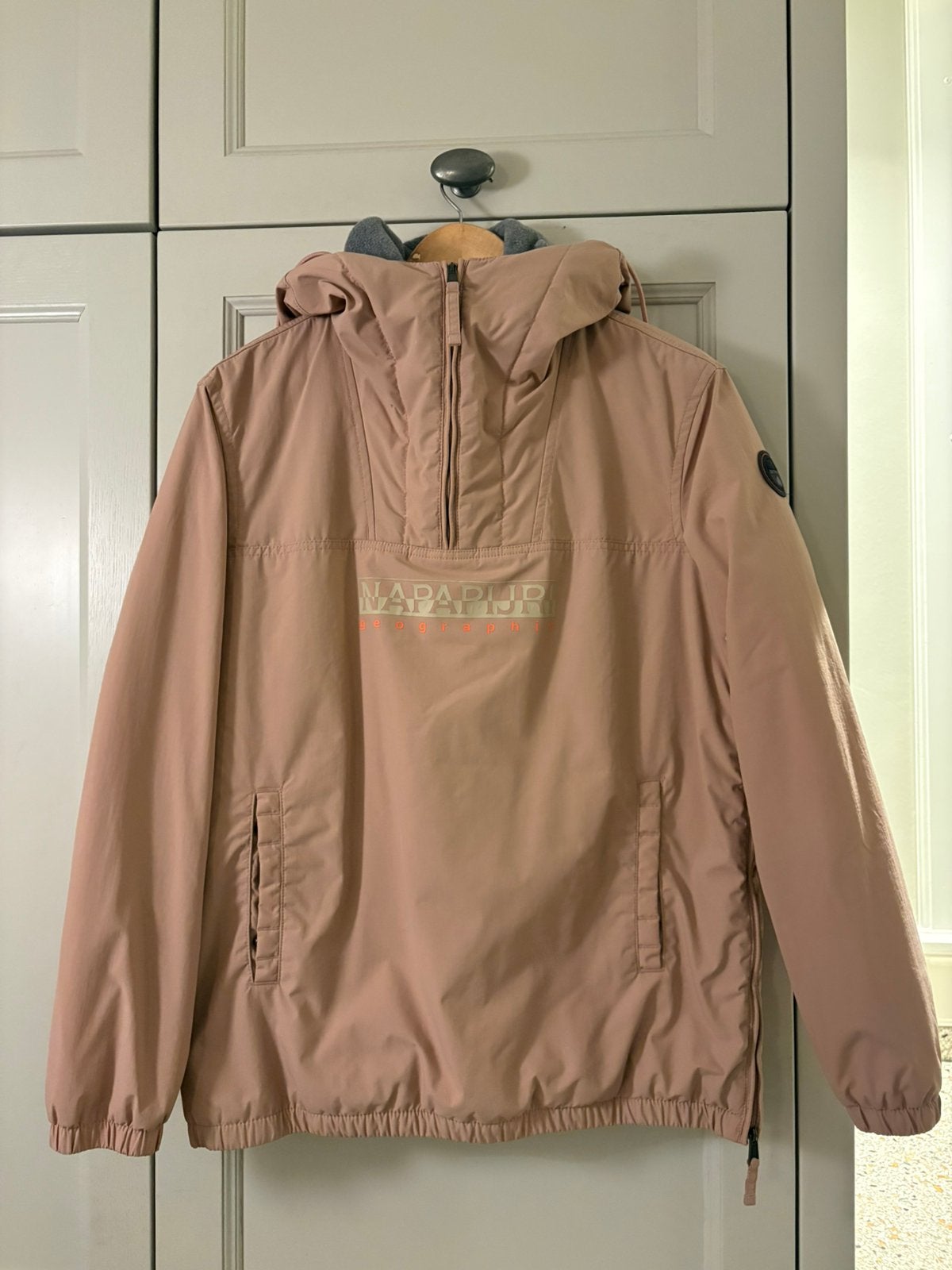 Napapijri jas oud roze winterjas met grijze voering maat l, Ophalen of Verzenden, Zo goed als nieuw, Maat 42/44 (L), Roze