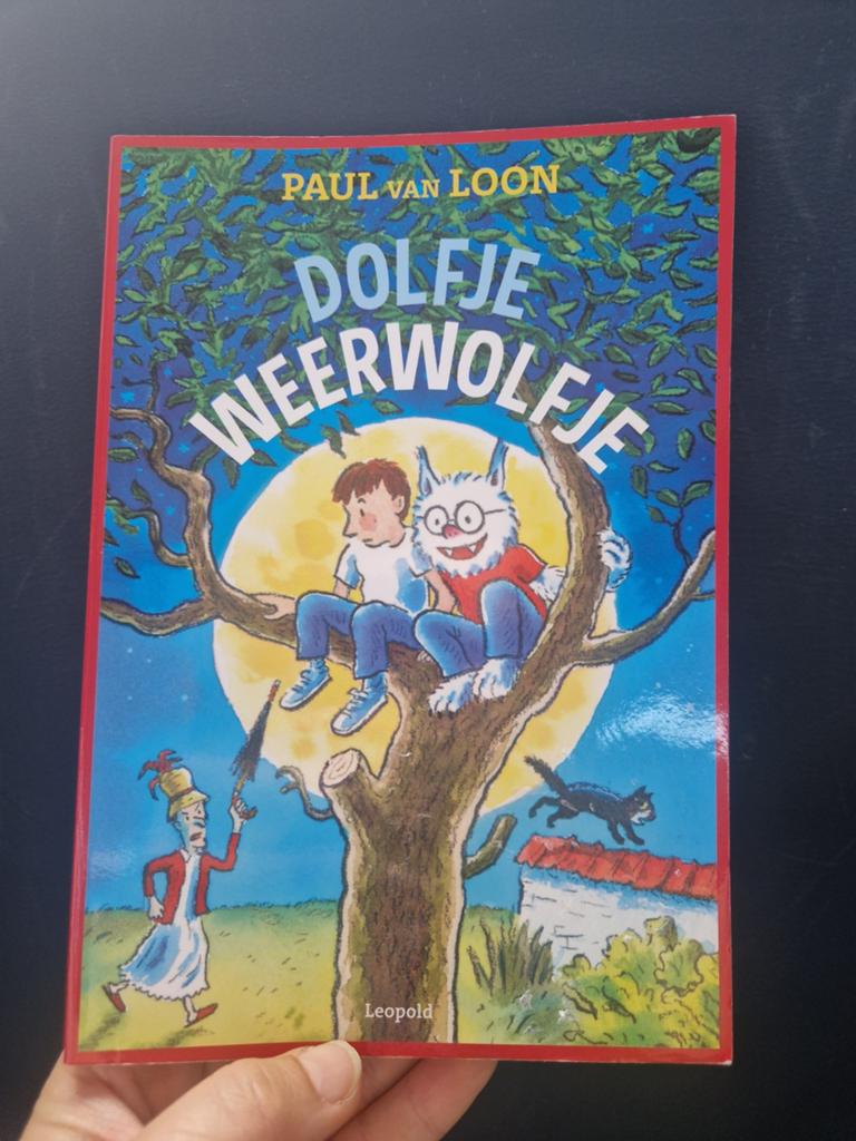 Paul van Loon - Dolfje Weerwolfje | Paperback, Ophalen of Verzenden, Gelezen