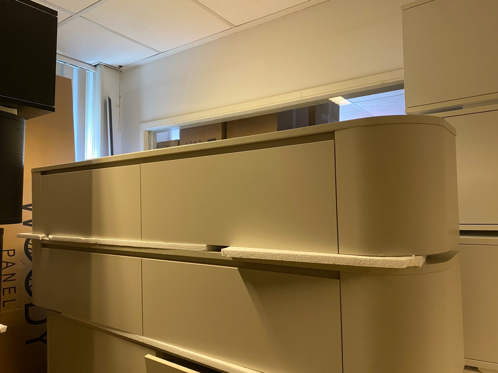 Curve ronde tv meubel 180cm - japandi beige, Ophalen, 150 tot 200 cm, Zo goed als nieuw, Minder dan 100 cm