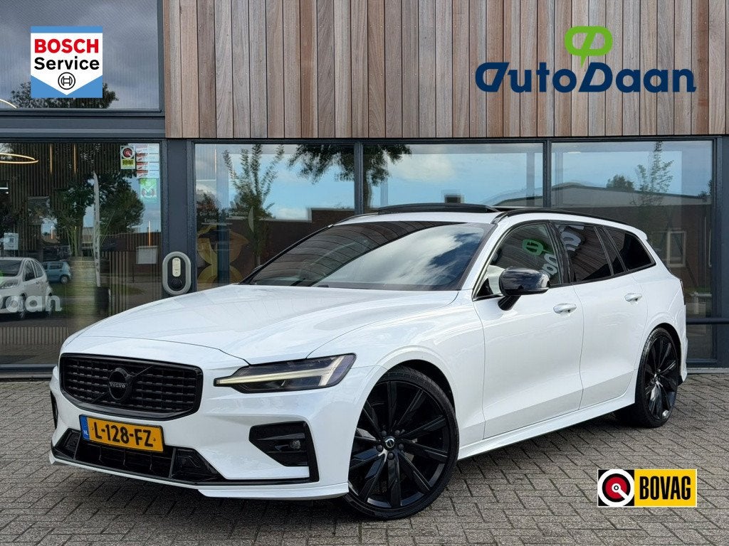 Volvo V60 2.0 B3 R-Design (bj 2021, automaat), 12 maanden, 4 cilinders, Adaptive Cruise Control, Onderhoudsboekje