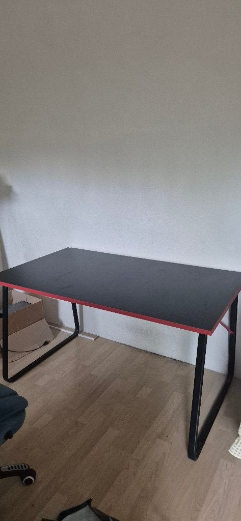 Gamebureau 140x80 zwart/rood IKEA, Huis en Inrichting, Ophalen, Gebruikt, IKEA, 80 cm