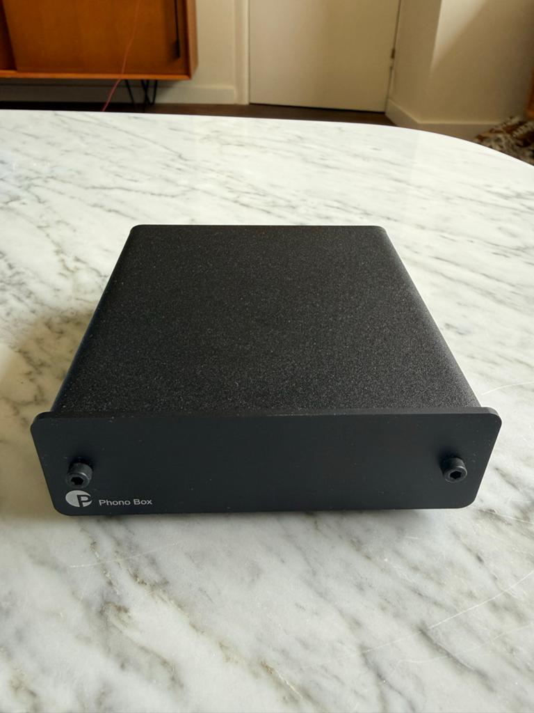 Pro-Ject Phono Box - Hoogwaardige Phono Voorversterker, Ophalen of Verzenden, Zo goed als nieuw, Overige merken