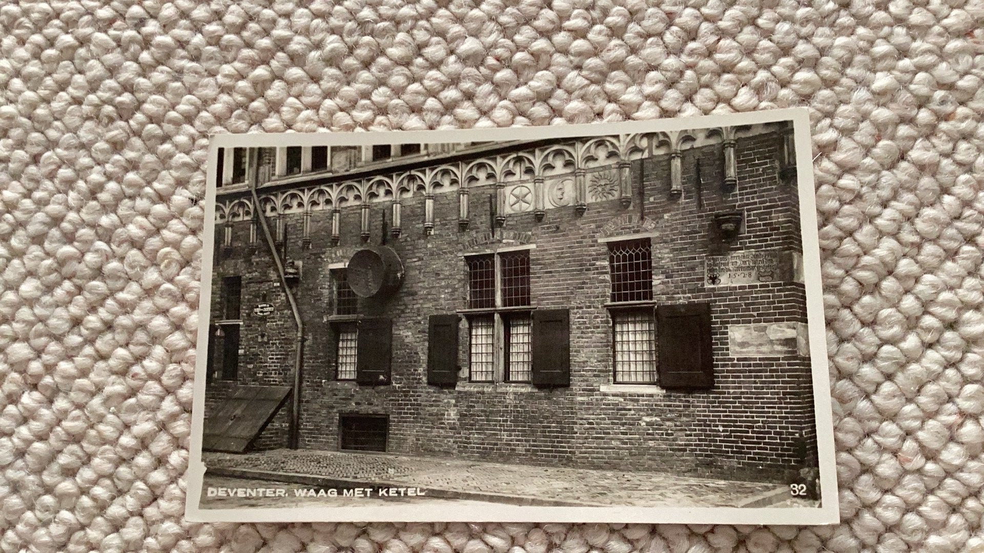 Fotokaart Deventer Waag met Ketel 1933. 986, Verzamelen, Ansichtkaarten | Nederland, Ophalen of Verzenden, 1920 tot 1940, Gelopen