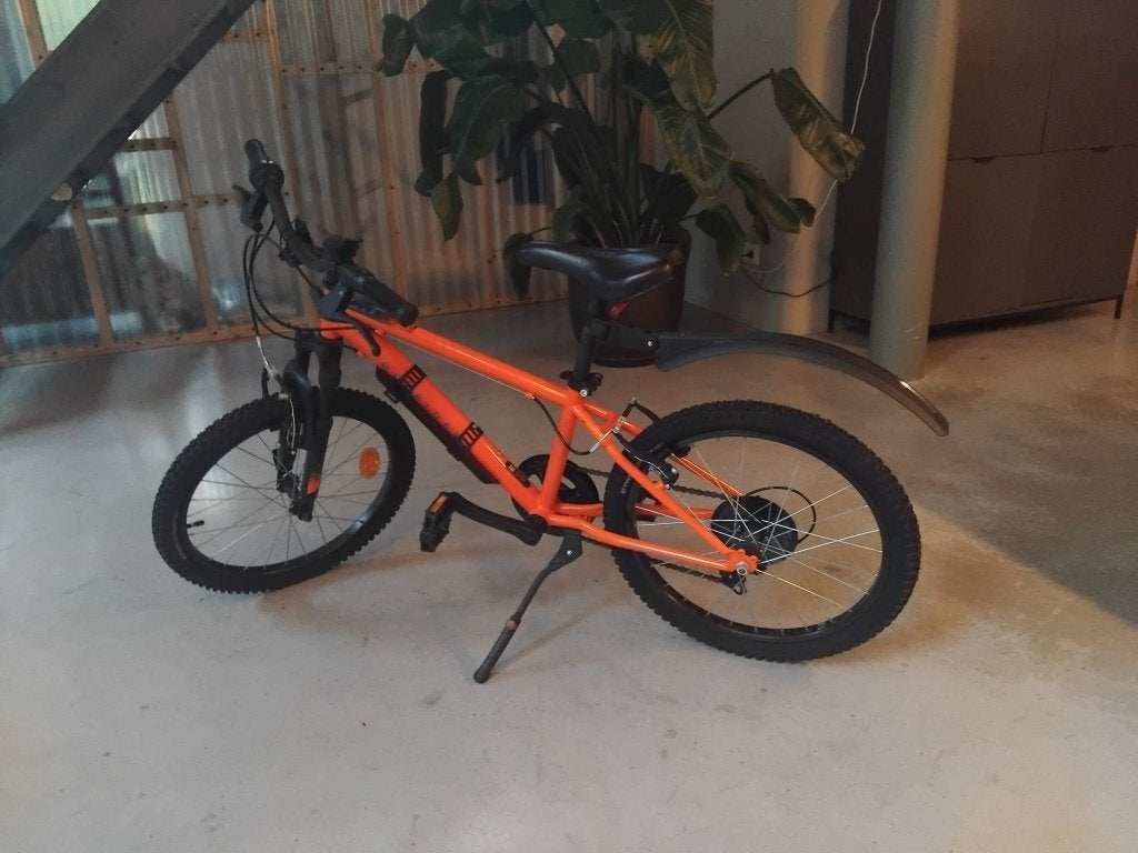 Rockrider mounainbike jongens 6-9 jaar oranje, Fietsen en Brommers, Ophalen, Rockrider Decathlon, Zo goed als nieuw, Handrem