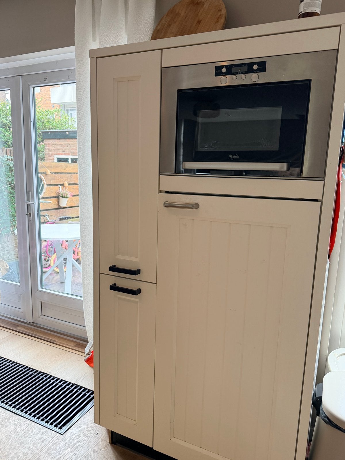 Keukenblok apotheker kast met inbouw koelkast en magentron, 120 tot 140 cm, 100 tot 150 liter, Ophalen of Verzenden, 45 tot 60 cm