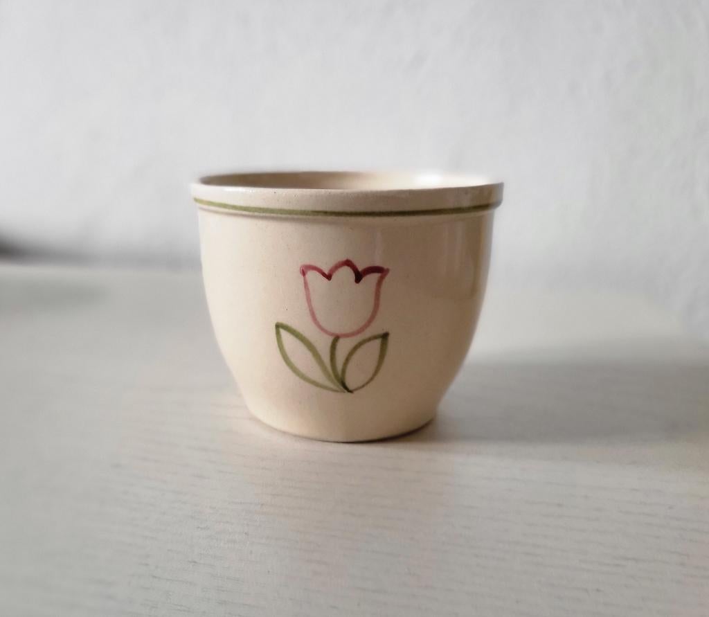 Oud bloempotje met tulp, Rond, Binnen, Ophalen of Verzenden, Zo goed als nieuw