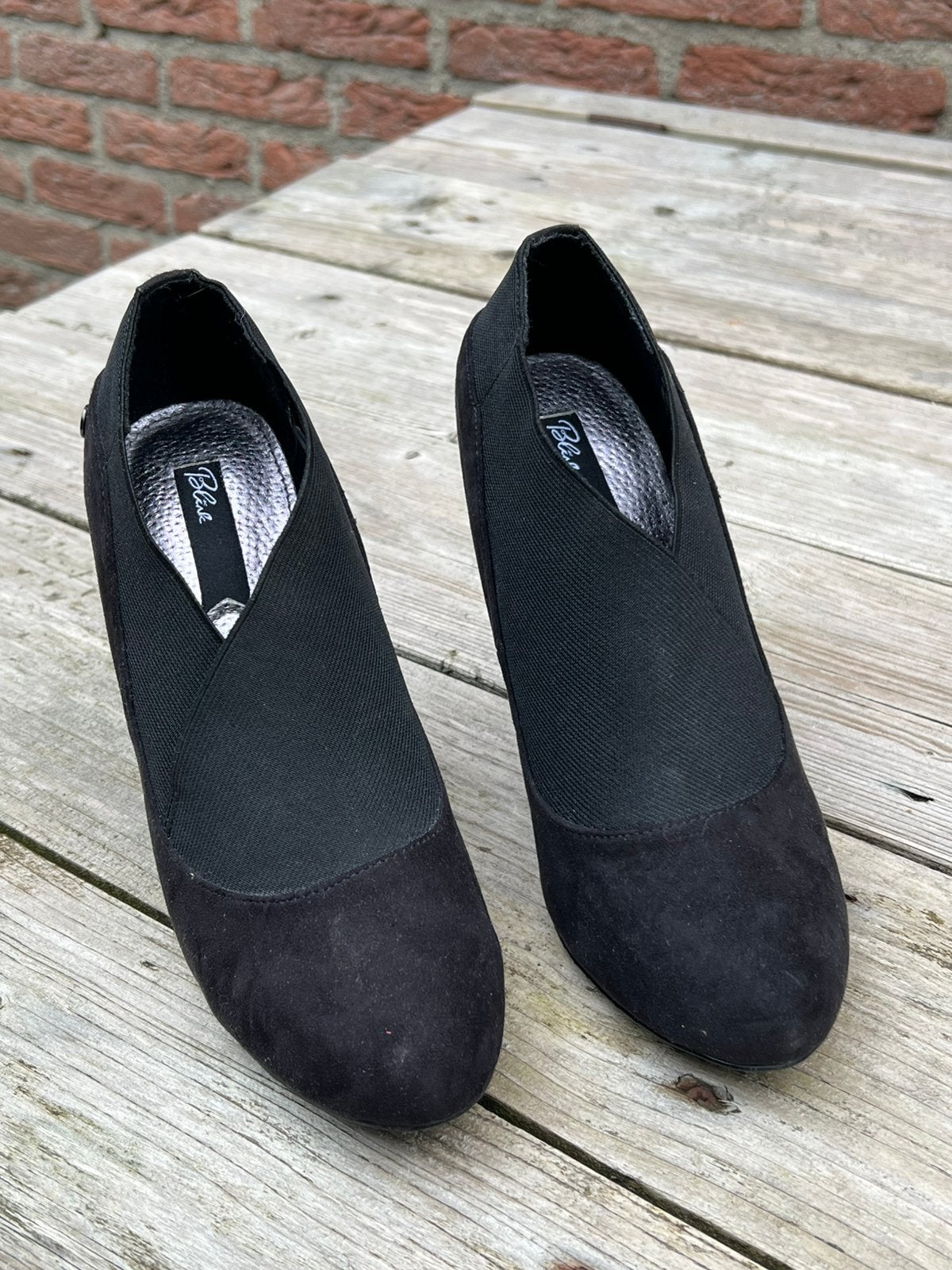 Hak met dichte neus, Kleding | Dames, Verzenden, Zo goed als nieuw, Zwart, Werkschoenen